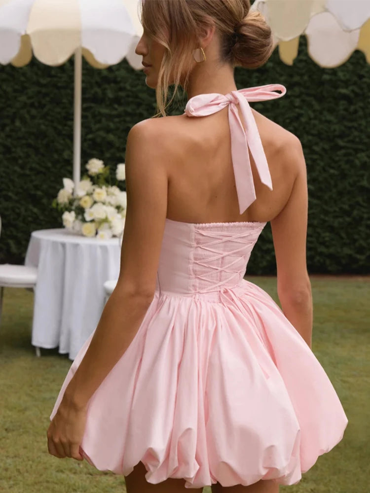 balloon dress fitted at the waist