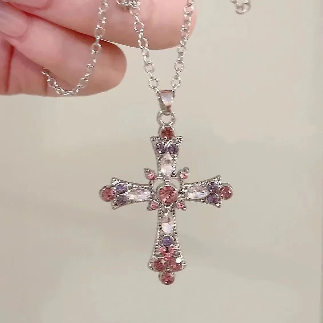 Crystal Cross Pendant Necklace for Women Girls Shiny Sweet Chain Punk Party Fashion Pendant Fashion Y2K Jewelry Accessories